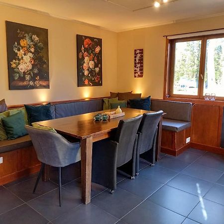 Holiday Home"Monsieur Nips" Érezée エクステリア 写真
